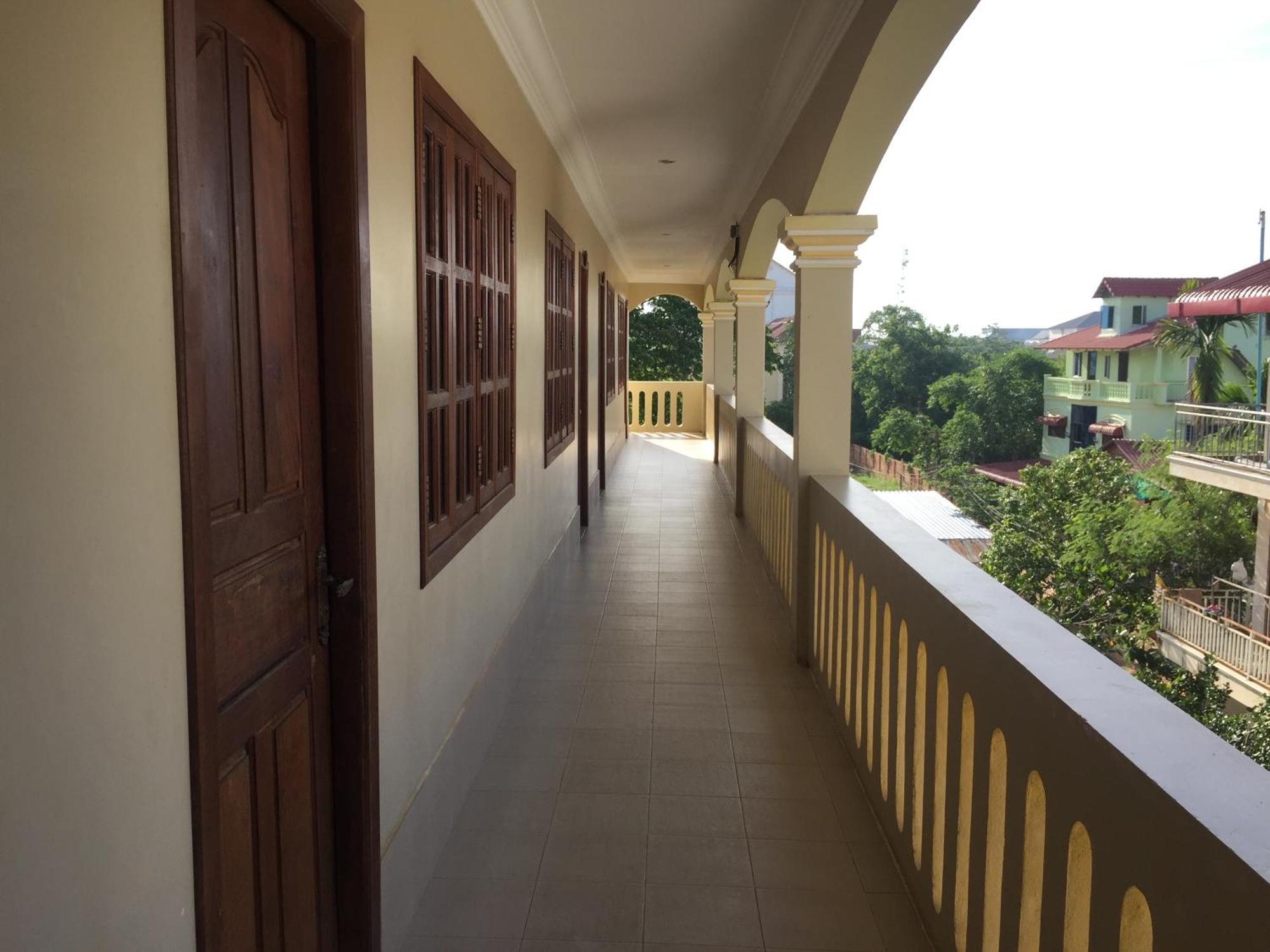 Iki Iki Guesthouse Siem Reap Exterior photo