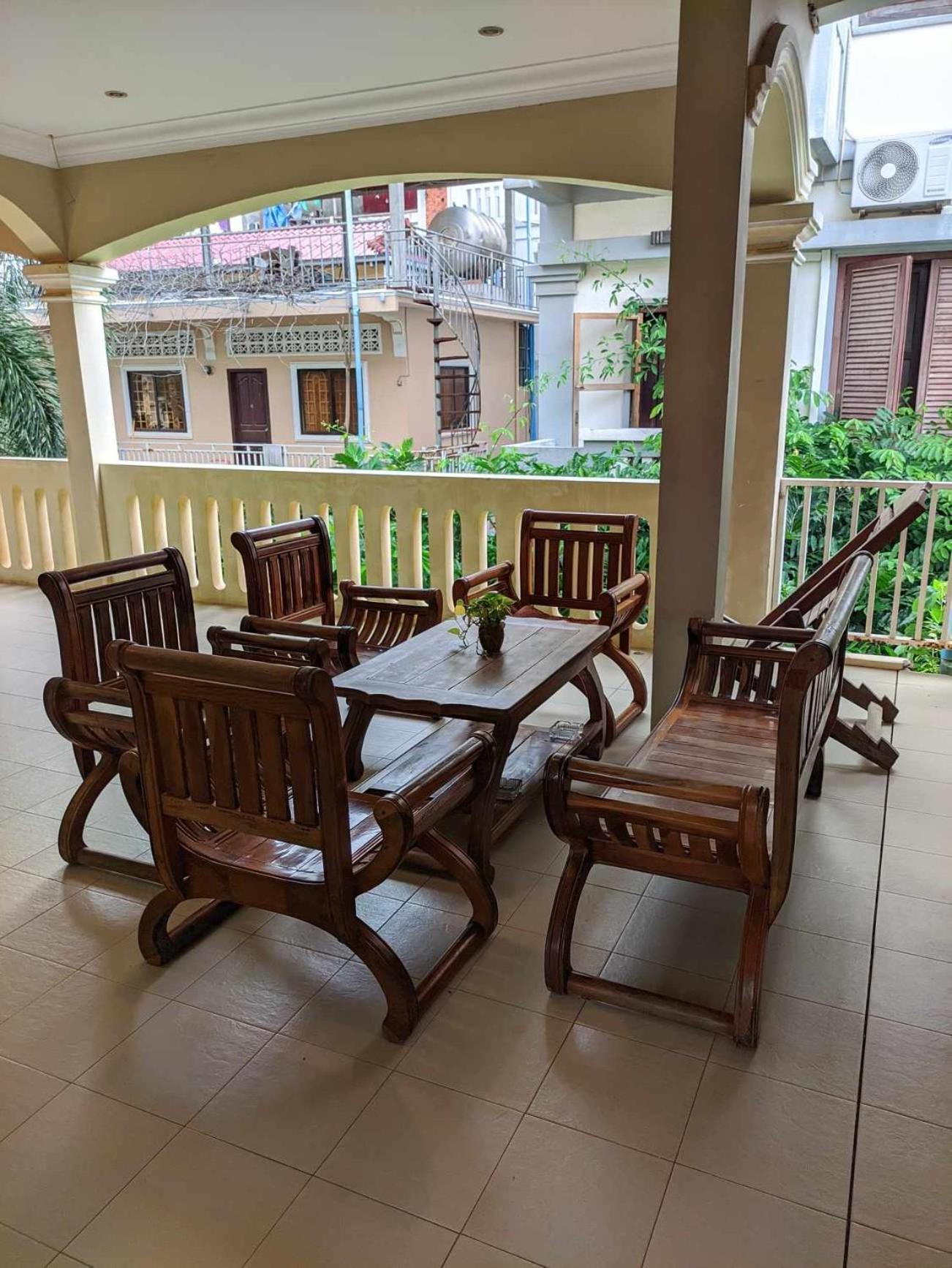 Iki Iki Guesthouse Siem Reap Exterior photo